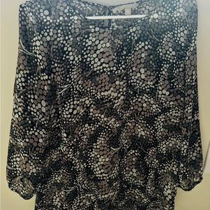 Banana Republic Black and White Blouse with Flowing Sleeves